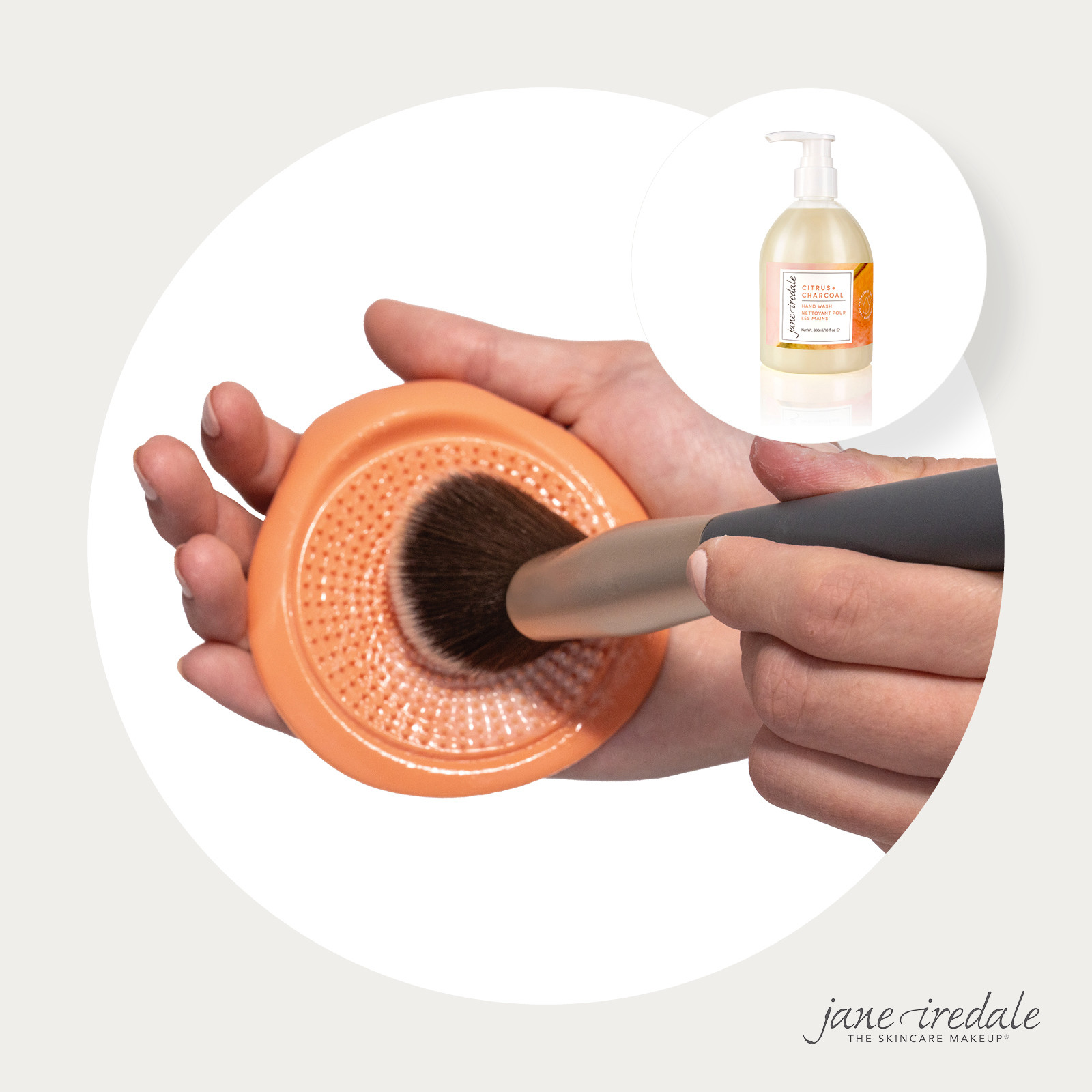Brush Cleaning Set + gratis Cleansing Pad 2